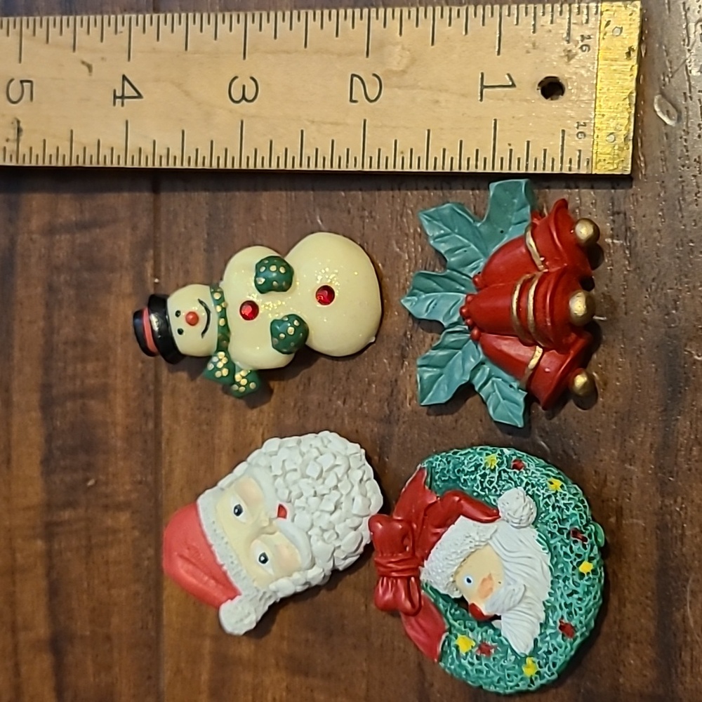 Festive Christmas Button Cover Set - Picture 5 of 5